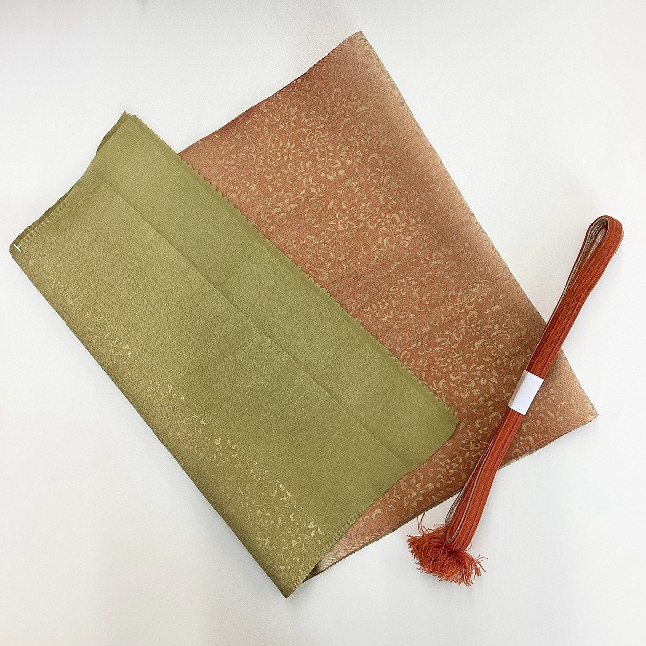 ［8252］帯締め 帯揚げ セット 花唐草文様 金彩 正絹 着物 帯絞め
