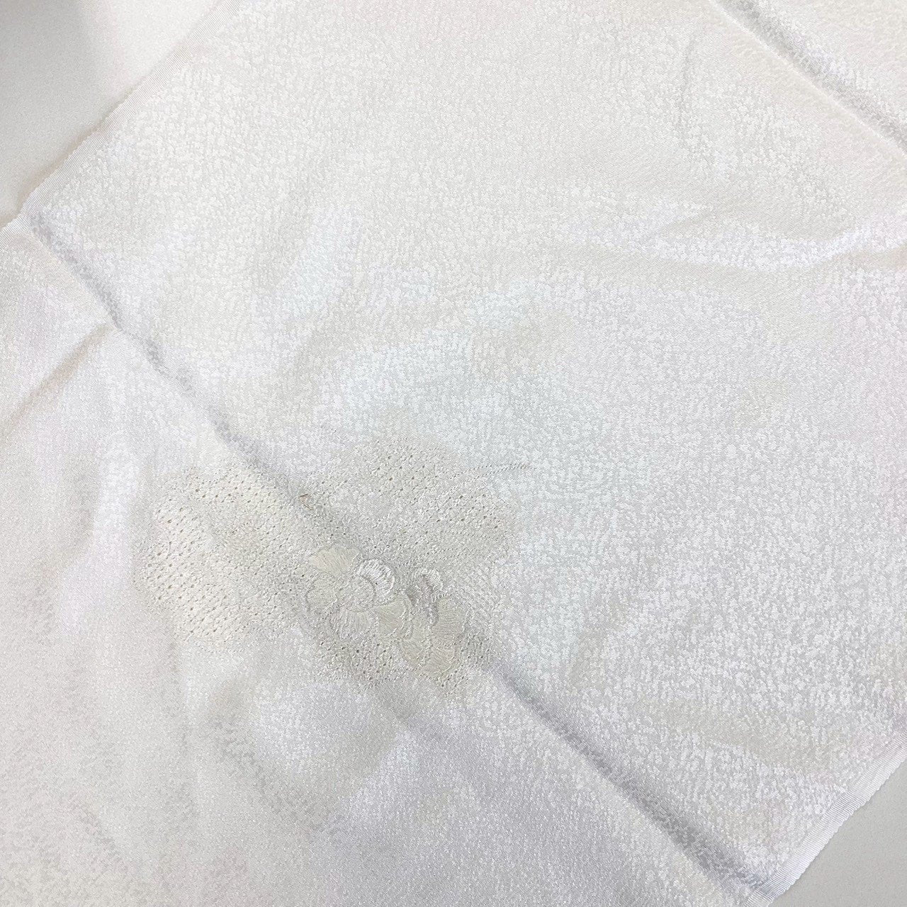 ［8300］帯締め 帯揚げ セット 草花吉祥文様 金銀糸 正絹 着物 帯絞め 白