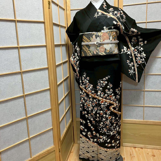 4380# Japanese Kimono Vintage Womens Silk Fabric Robe Kimono only sold Black