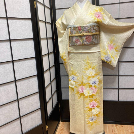 3906# Japanese Kimono Vintage Womens Silk Fabric Robe Kimono only sold Yellow
