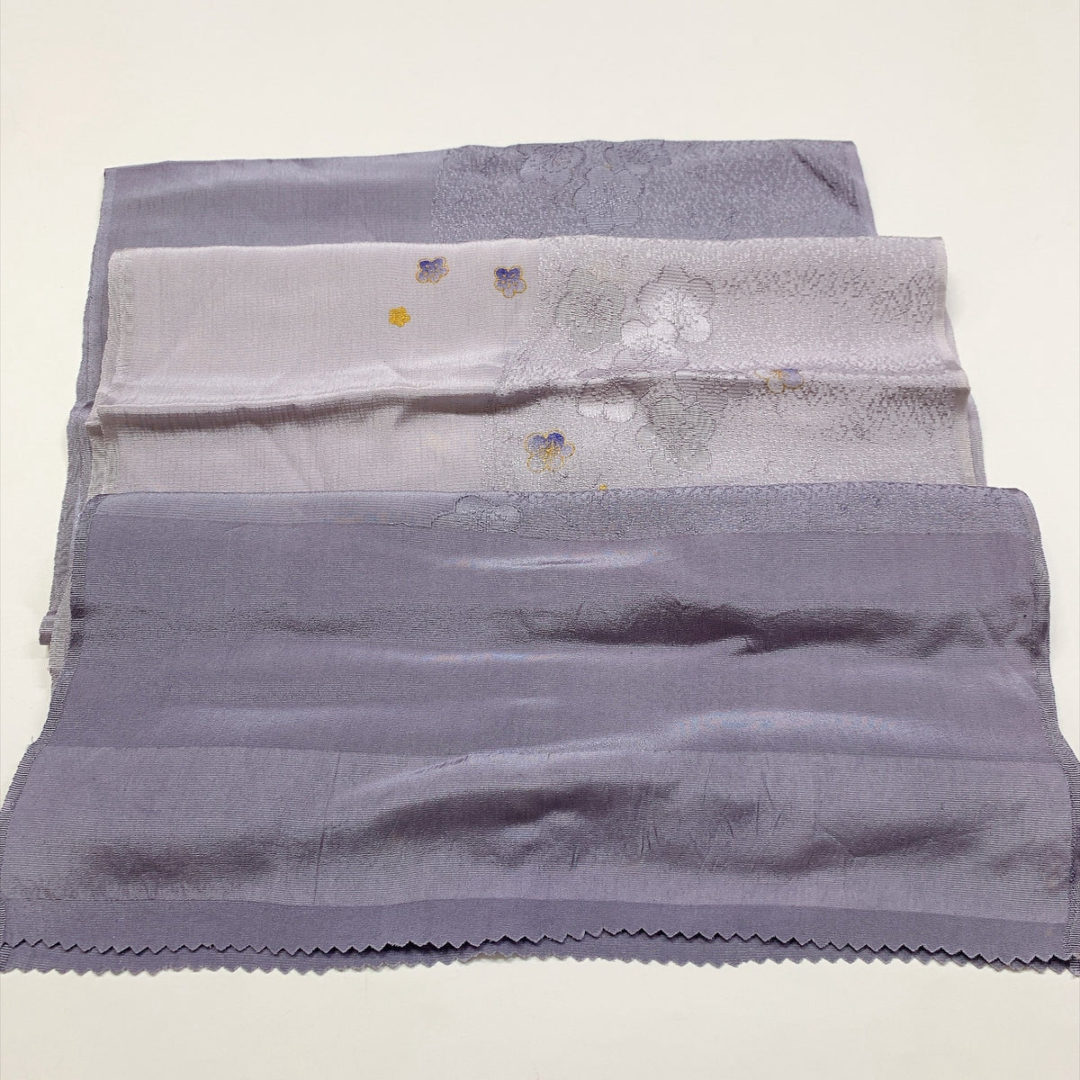 ［9771］帯締め 帯揚げ セット 梅鉢文様 金彩 逸品 正絹 着物 帯絞め