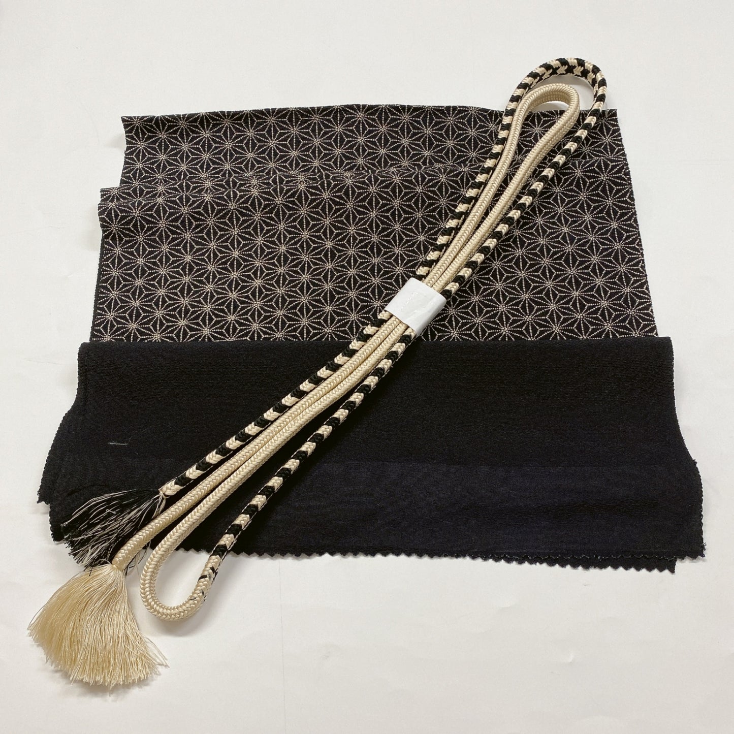 ［8612］帯締め 帯揚げ セット 麻の葉 逸品 縮緬 正絹 着物 帯絞め