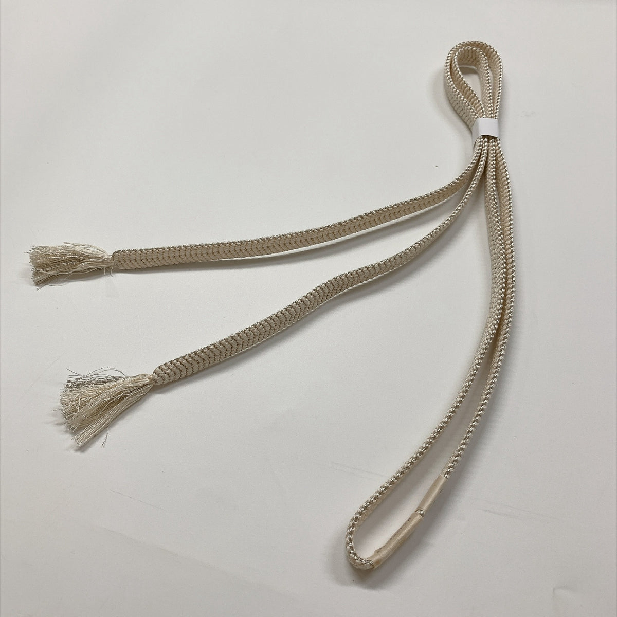 ［9301］帯締め 帯揚げ セット 花丸文様 白 金糸 正絹 着物 帯絞め