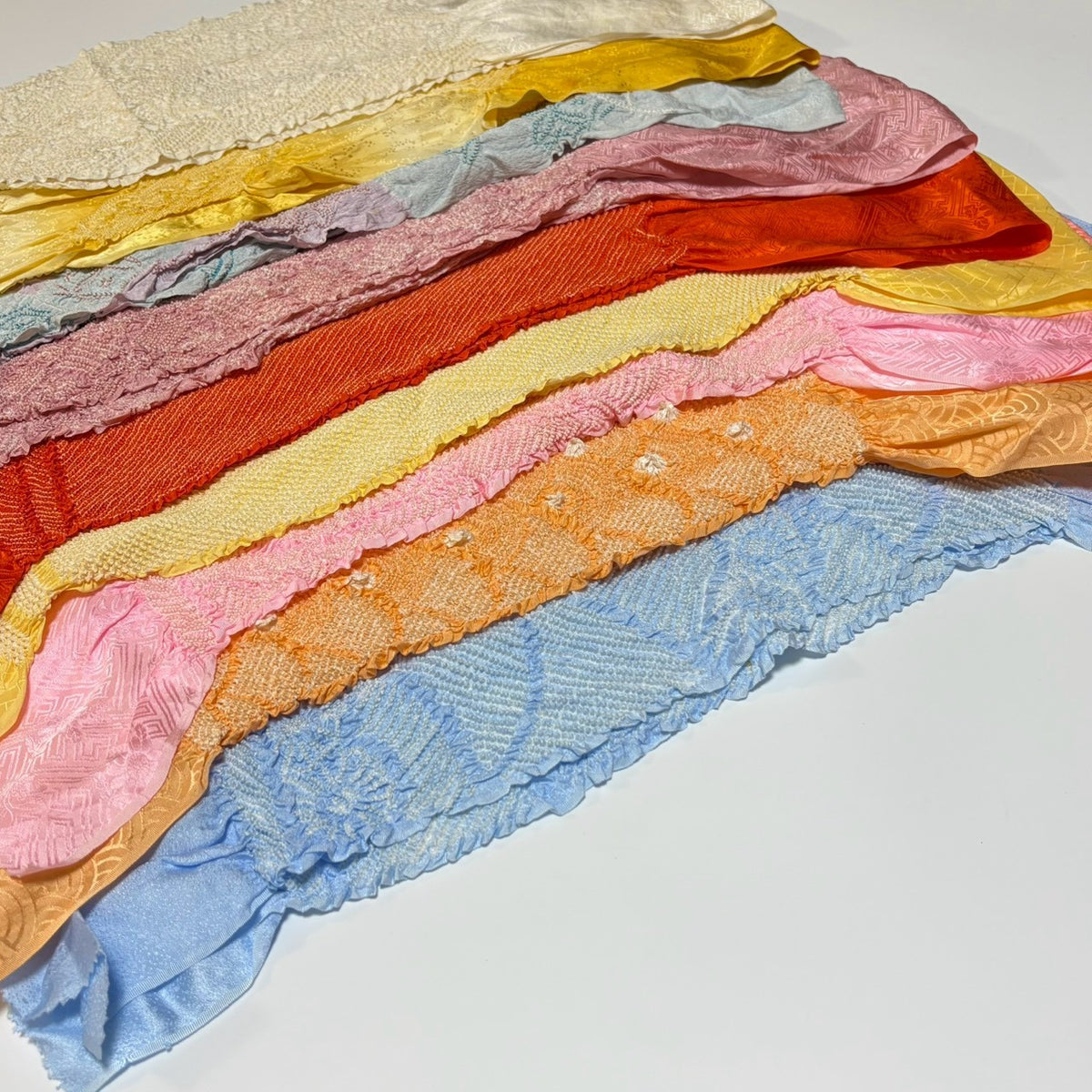 0263# Japanese Vintage Bundle 35pcs Set Bulk Obiage Kimono Silk Wholesale