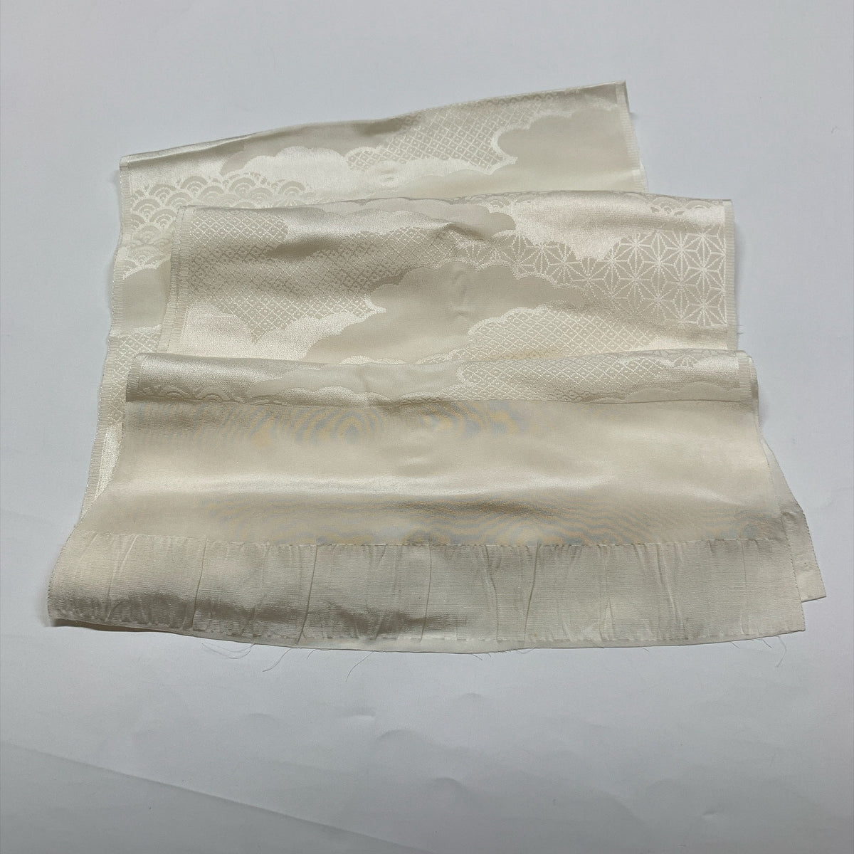［9840］帯締め 帯揚げ セット 雲取吉祥文様 銀糸 白 正絹 着物 帯絞め