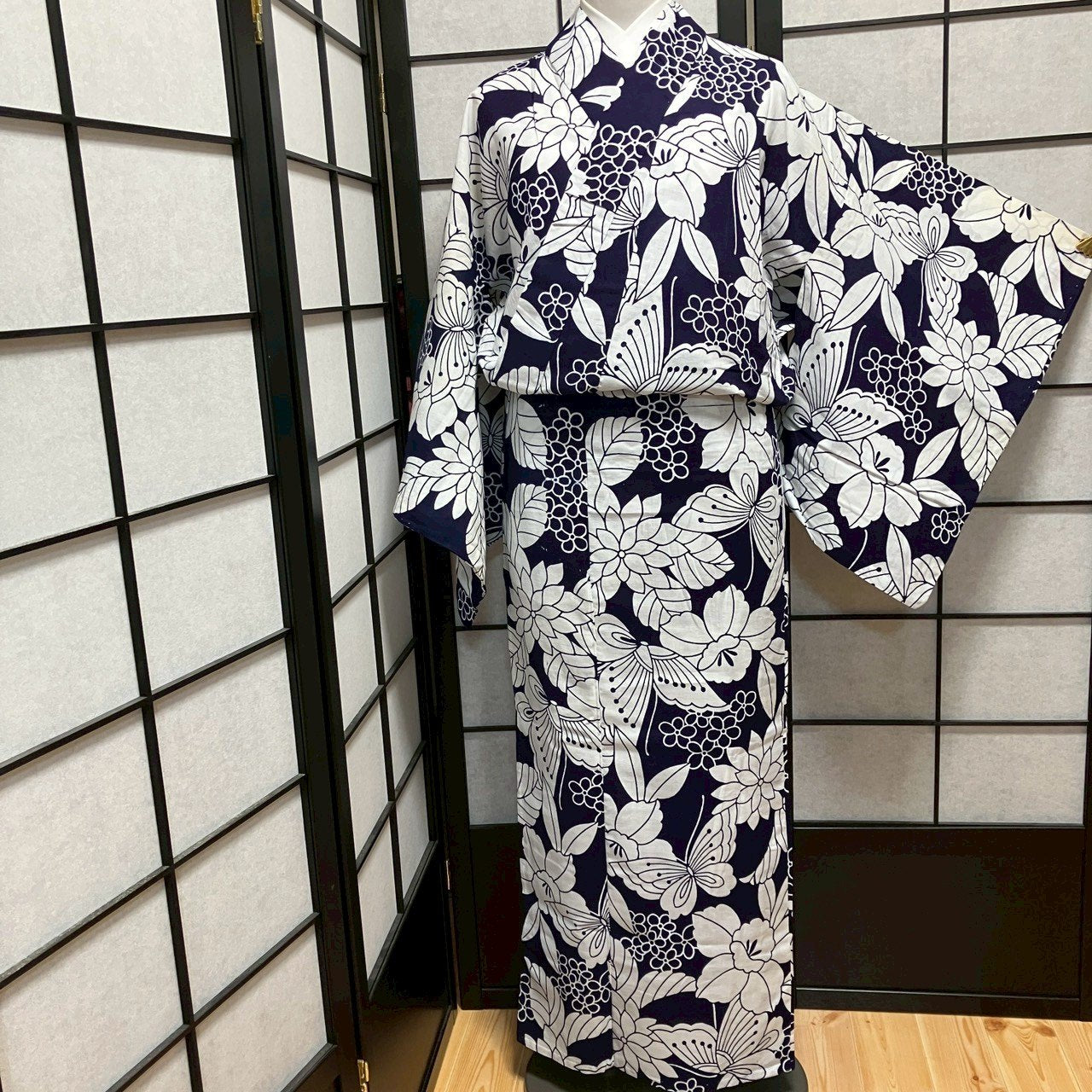 ［9087］浴衣 草花蝶文様 綿 リメイク ゆかた レディース