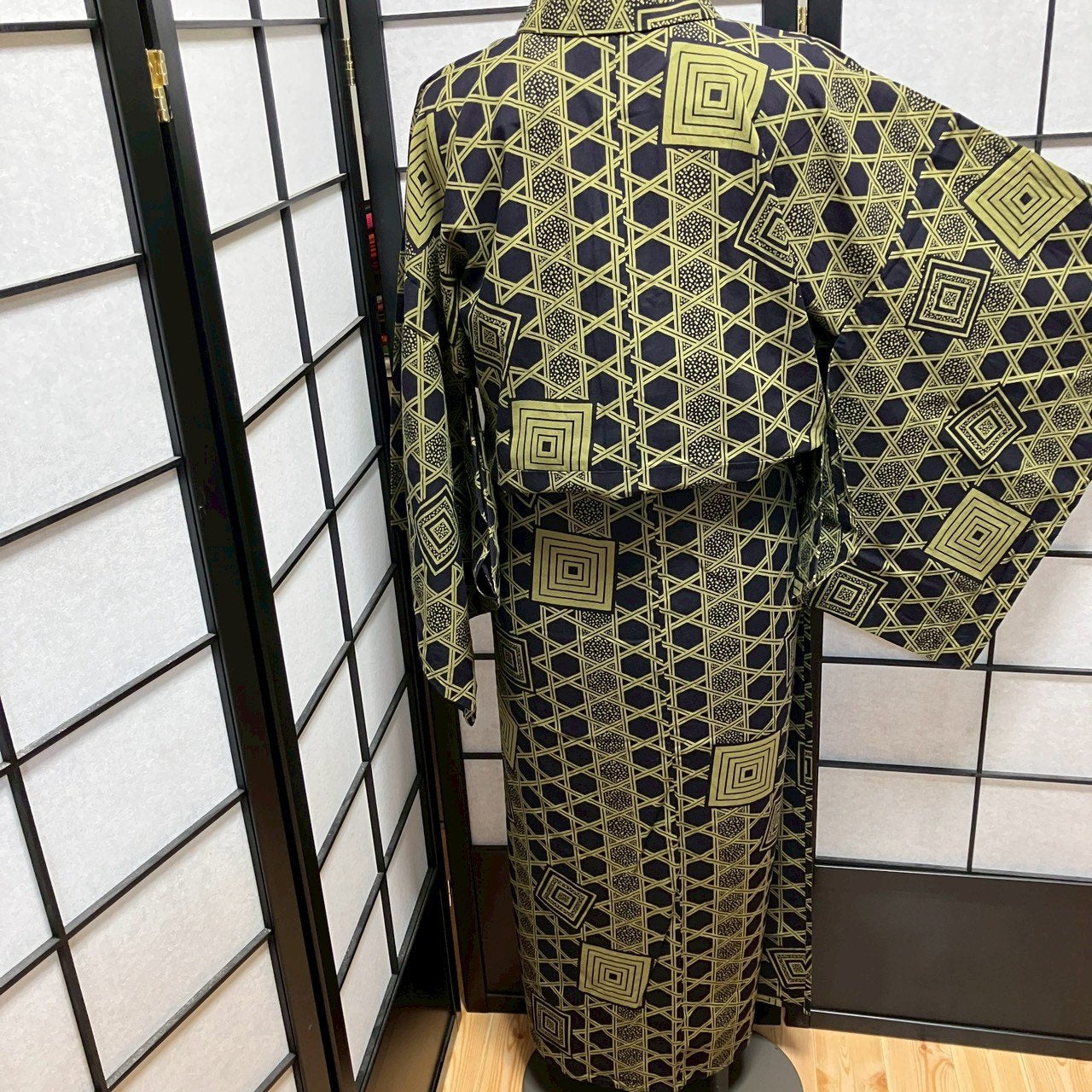 ［9164］浴衣 美品 色紙籬文様 ゆかた レディース 綿 リメイク