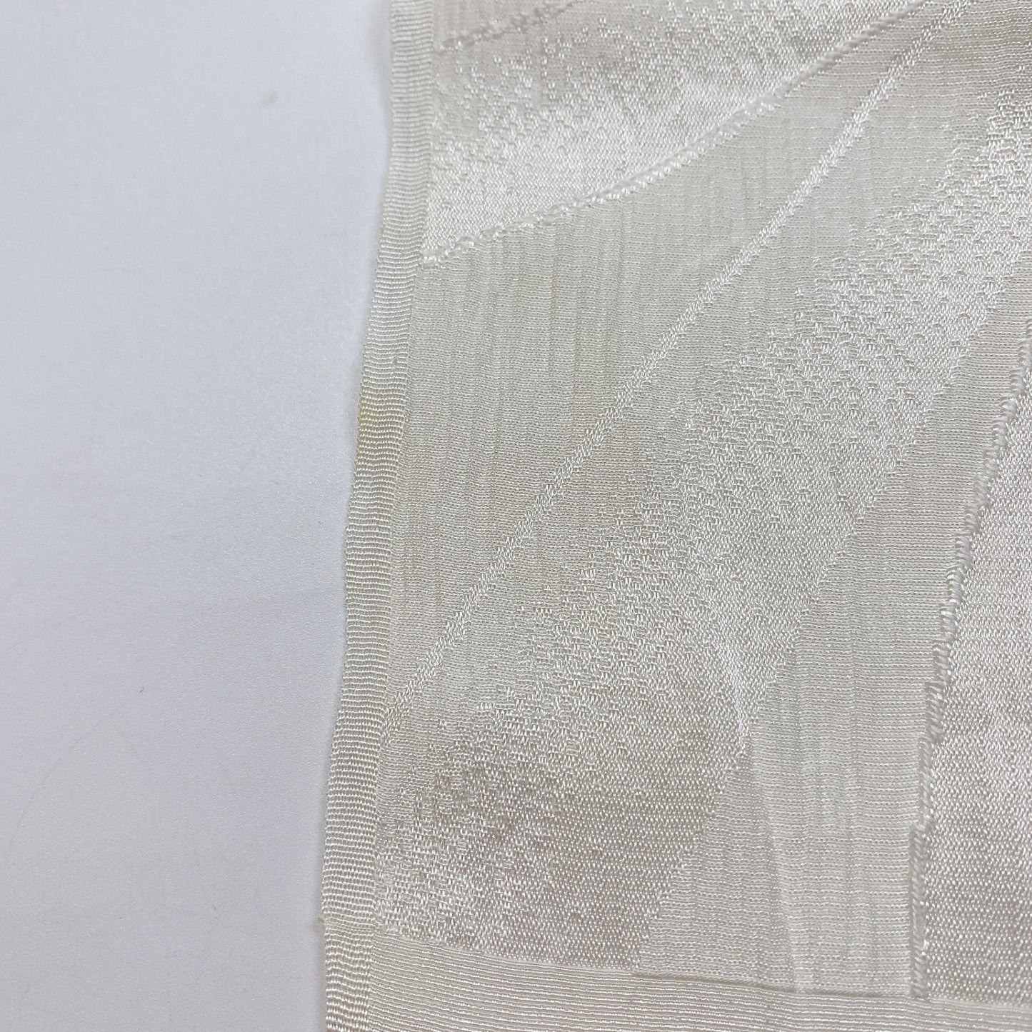 ［8704］帯締め 帯揚げ セット 束ね熨斗目文様 金糸 正絹 着物 帯絞め