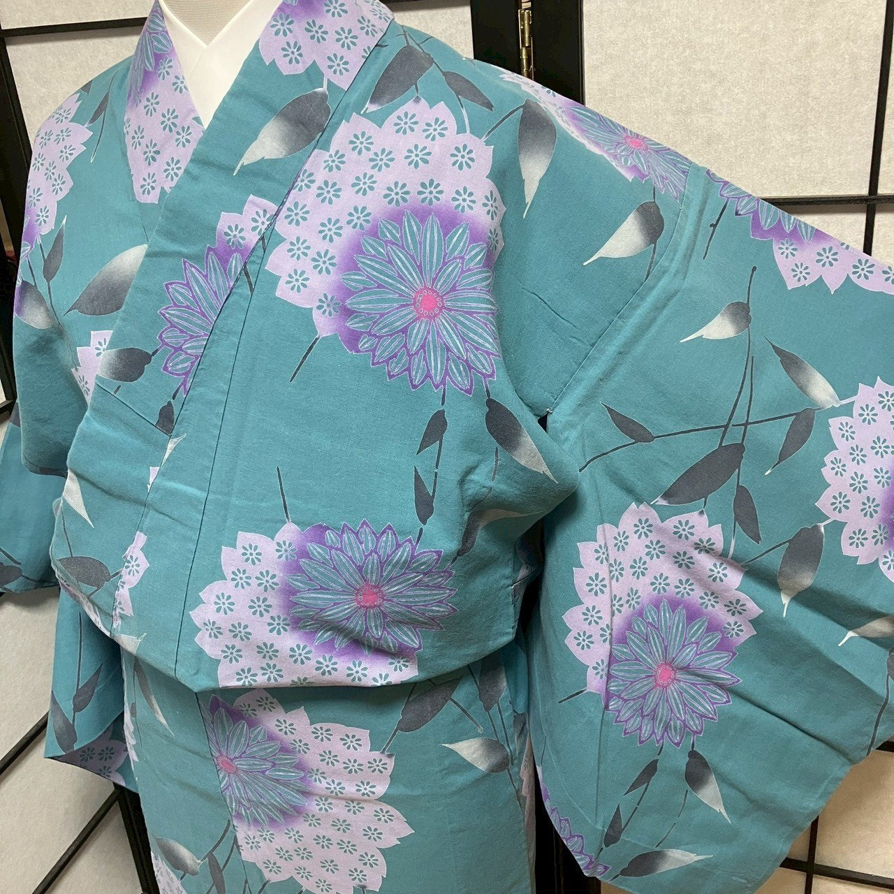 ［9129］浴衣 美品 枝花文様 ゆかた レディース 綿 リメイク
