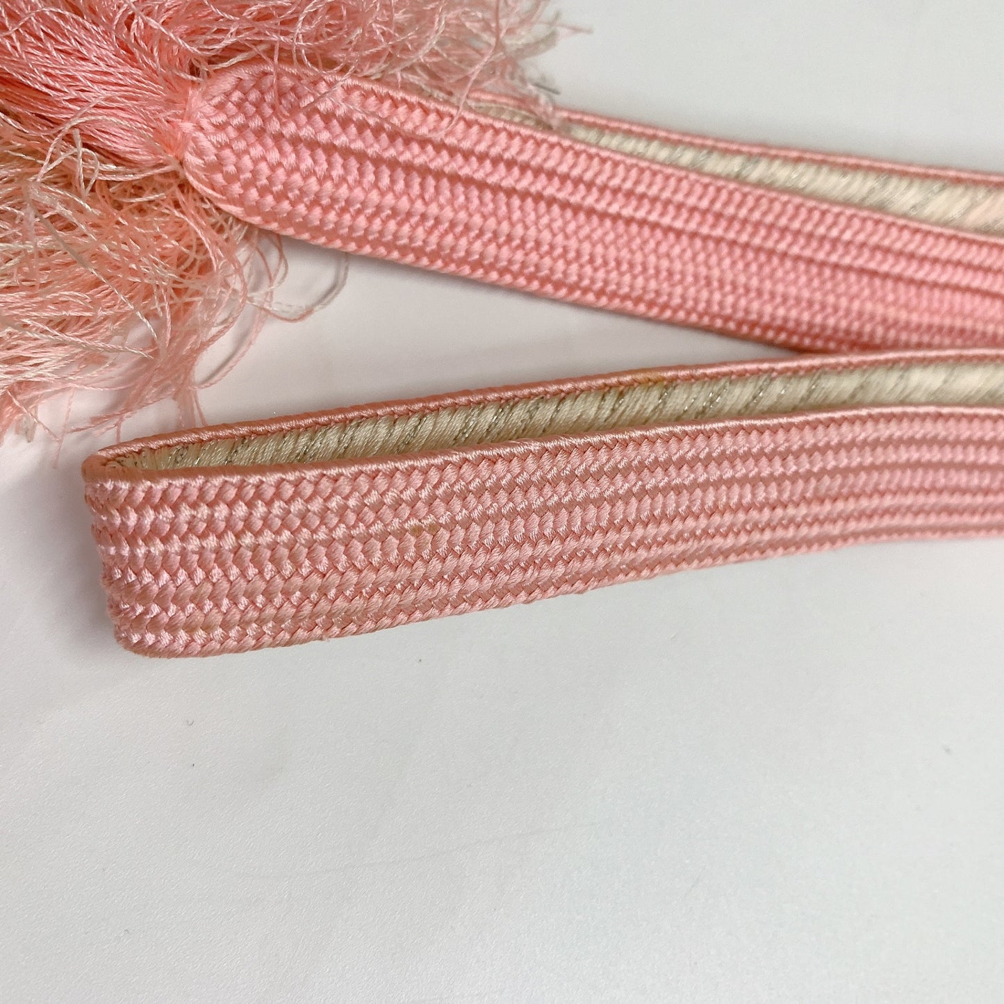 ［8656］帯締め 帯揚げ セット 色紙吉祥文様 金彩 刺繍 正絹 着物 帯絞め