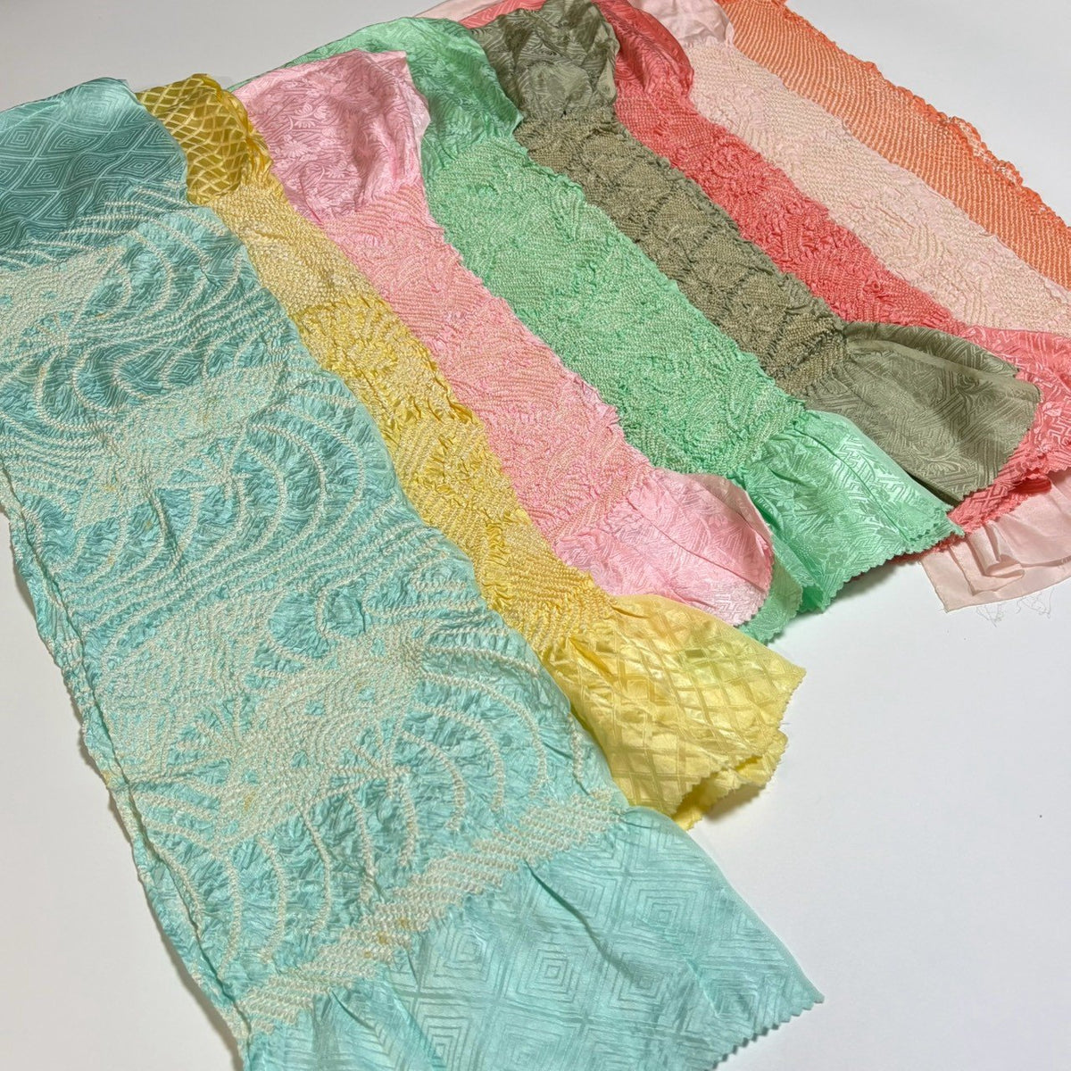 0261# Japanese Vintage Bundle 35pcs Set Bulk Obiage Kimono Silk Wholesale