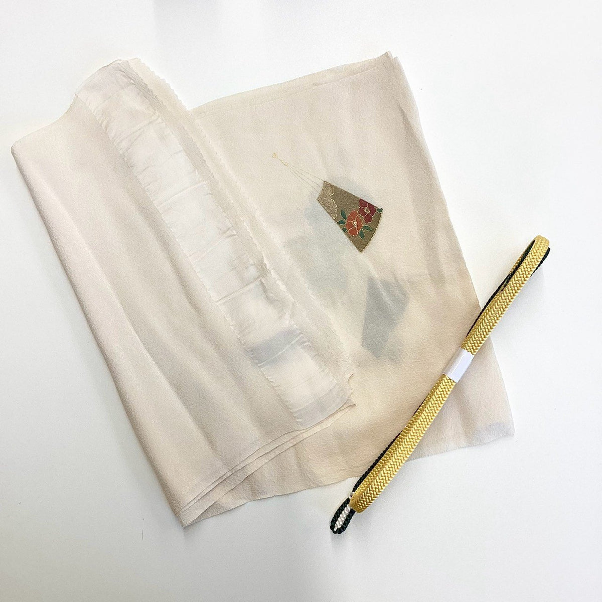 ［9209］帯締め 帯揚げ セット 花扇鼓文様 金彩 縮緬 正絹 着物 帯絞め