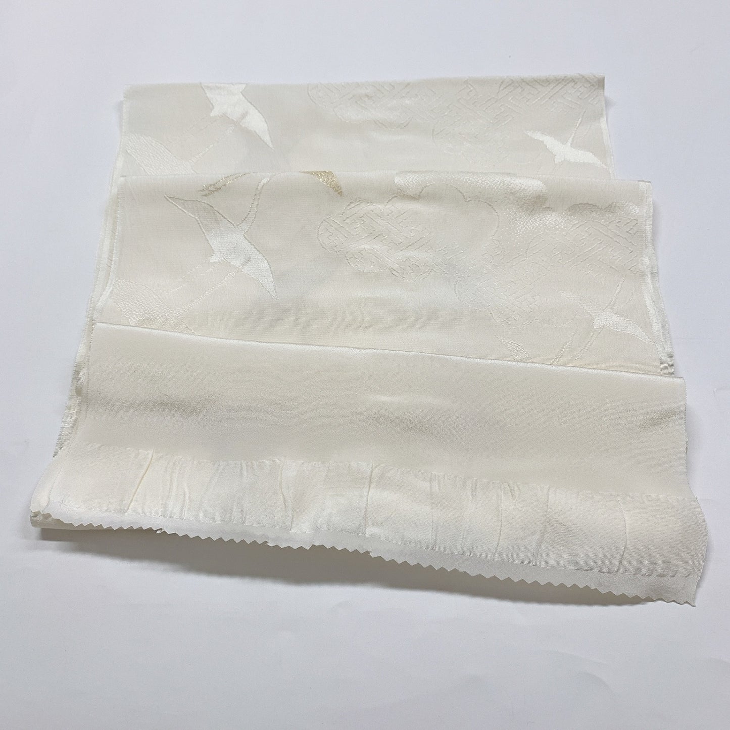 ［8635］帯締め 帯揚げ セット 舞鶴雲取吉祥文様 白 金糸 正絹 着物 帯絞め