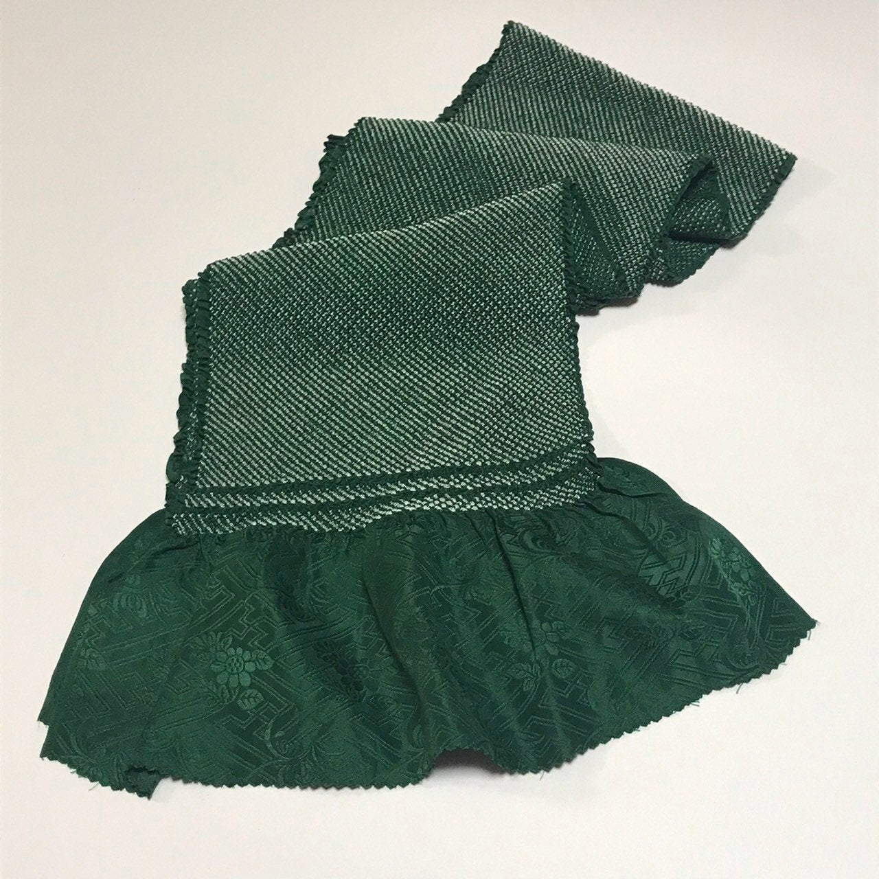 ［9957］帯締め 帯揚げ セット 美品 総絞り 金糸 正絹 着物 帯絞め 振袖 成人式