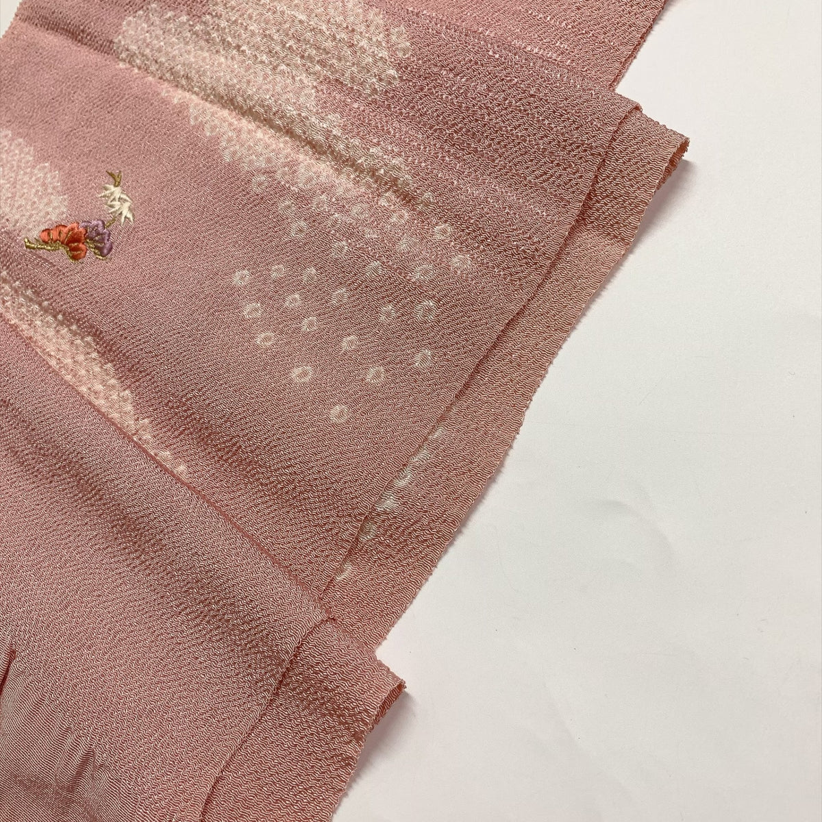 ［9886］帯締め 帯揚げ セット 丹後ちりめん 草花霞文様 絞り 金糸 縮緬 正絹 着物 帯絞め