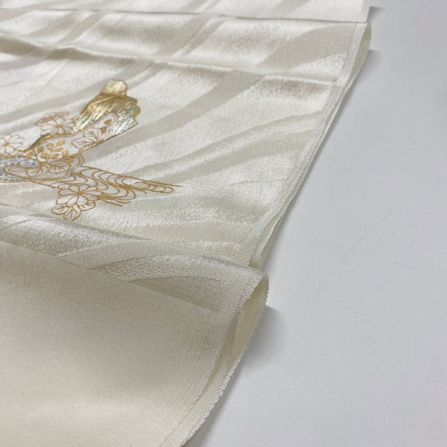 ［8330］帯締め 帯揚げ セット 扇草花霞文様 金彩 正絹 着物 帯絞め
