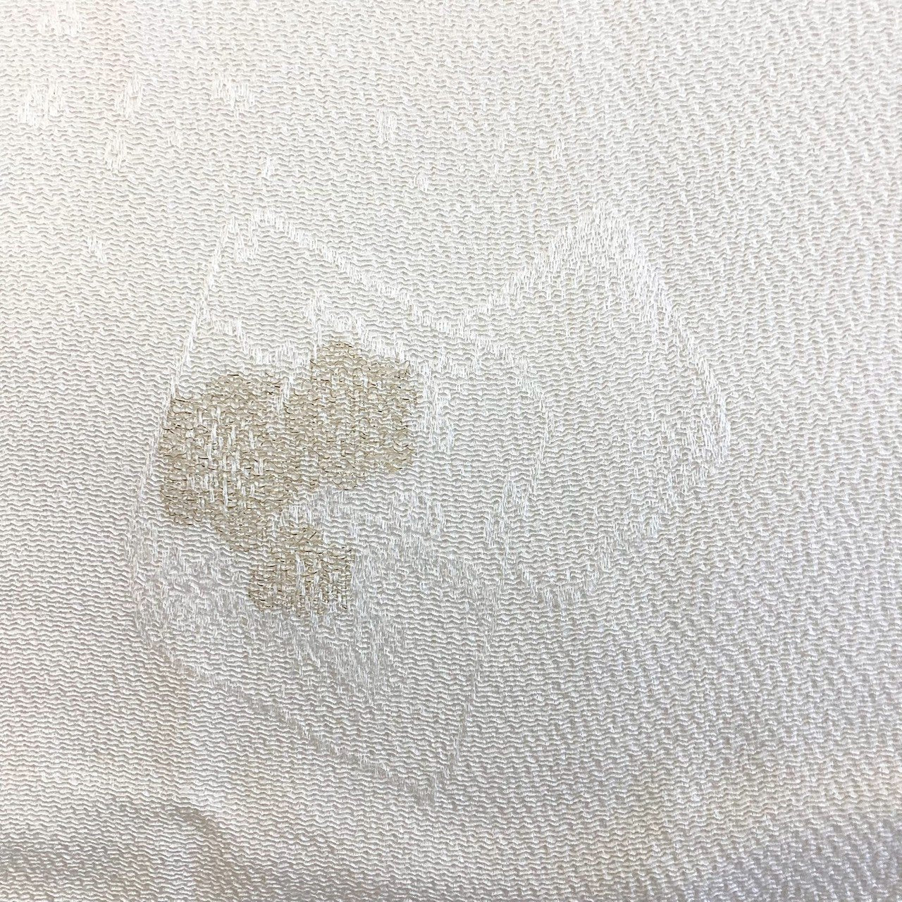 ［8518］帯締め 帯揚げ セット 梅文様 白 金糸 縮緬 正絹 着物 帯絞め