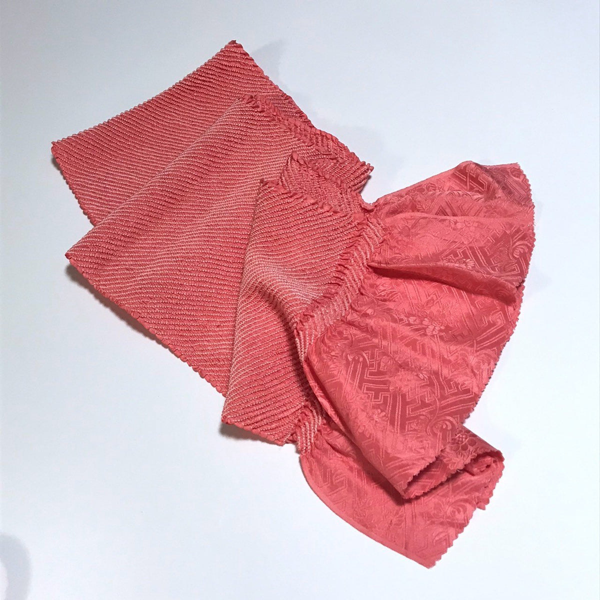 ［9938］帯締め 帯揚げ セット 美品 総絞り 金糸 正絹 着物 帯絞め 振袖 成人式