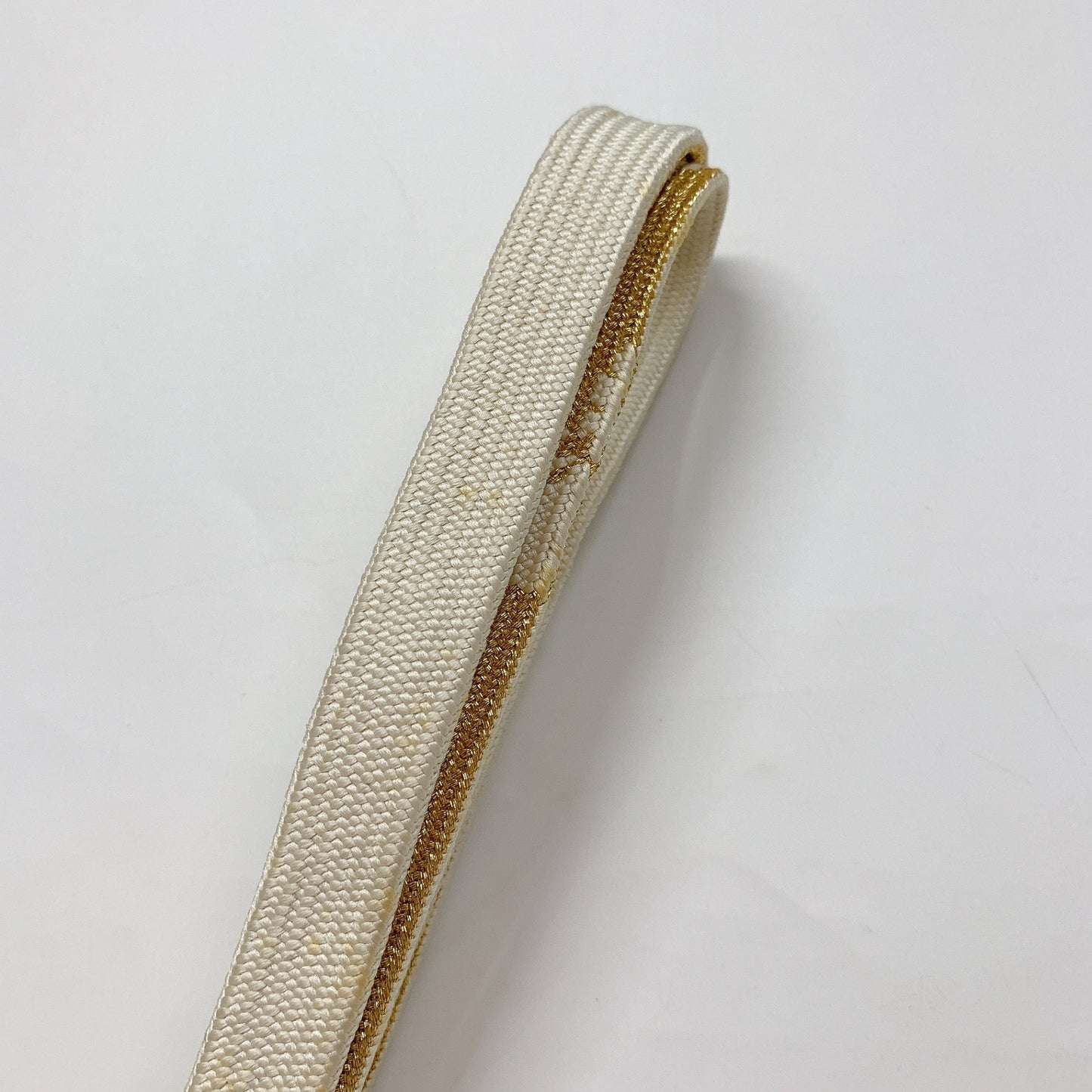 ［8302］帯締め 帯揚げ セット 紗綾型地紋 金糸 正絹 着物 帯絞め