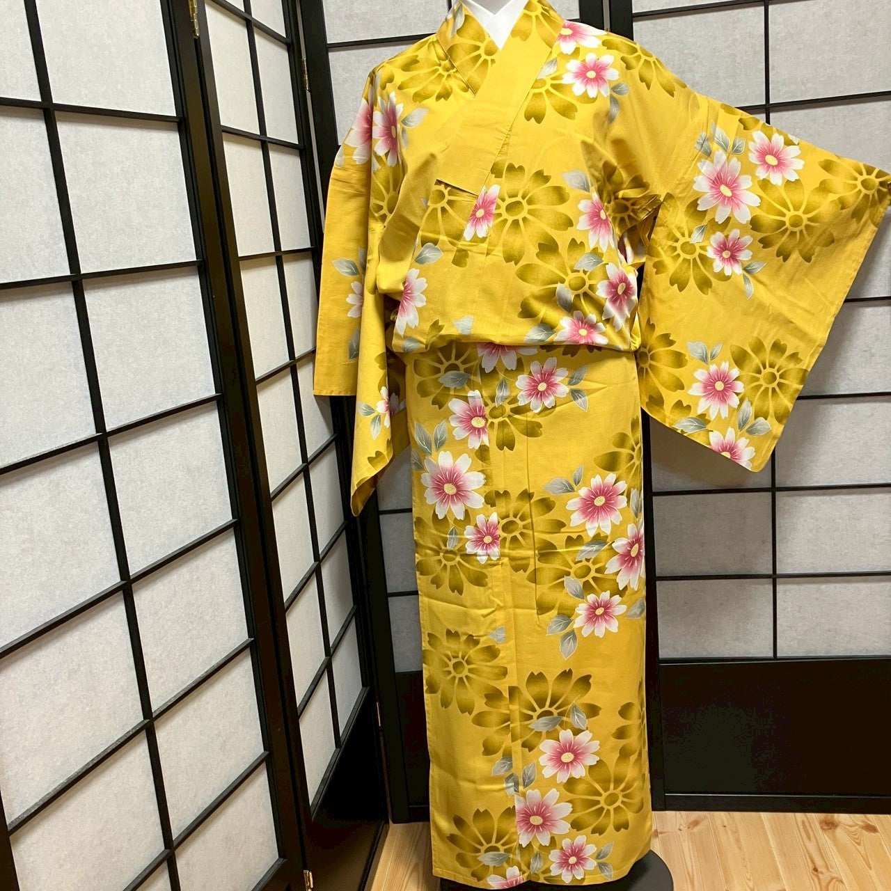 ［9117］浴衣 美品 草花文様 綿 レディース ゆかた リメイク
