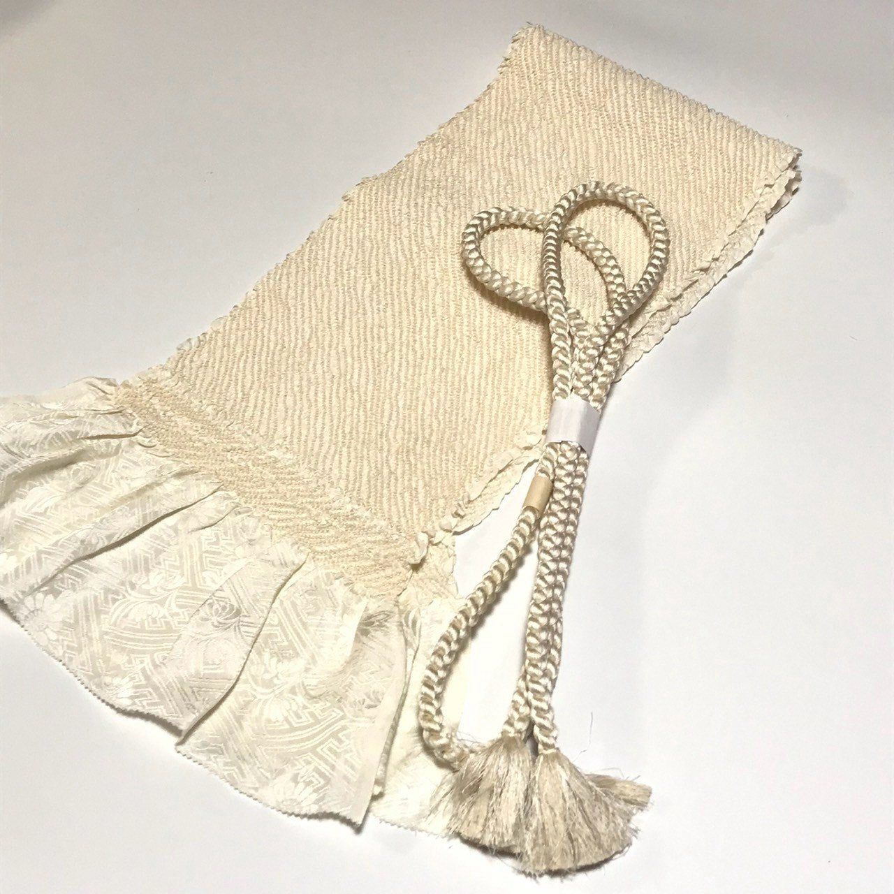 ［9953］帯締め 帯揚げ セット 美品 総絞り 白 正絹 着物 帯絞め 成人式 振袖