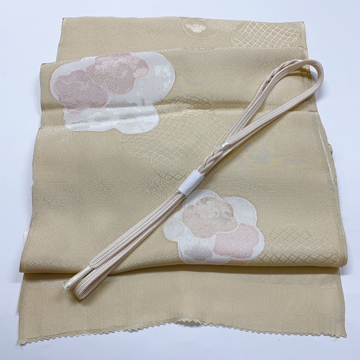 ［8435］帯締め 帯揚げ セット 梅花文様 逸品 正絹 着物 帯絞め